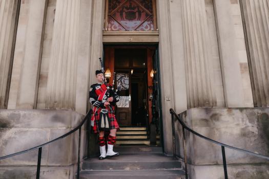 Scottish Wedding tradition bagpipes royal college of physicians of Edinburgh 